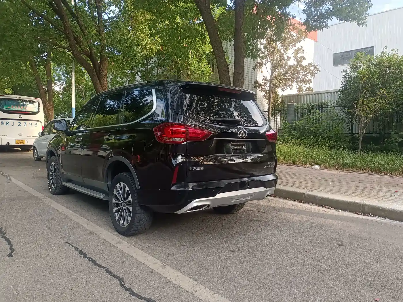 SAIC Maxus D90 2019 2017 2.0T Automatic 4WD Sirius