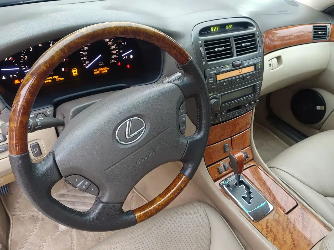 Lexus LS 2005 430 фото 21