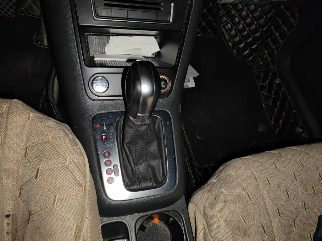 Фото 10 - Volkswagen Tiguan