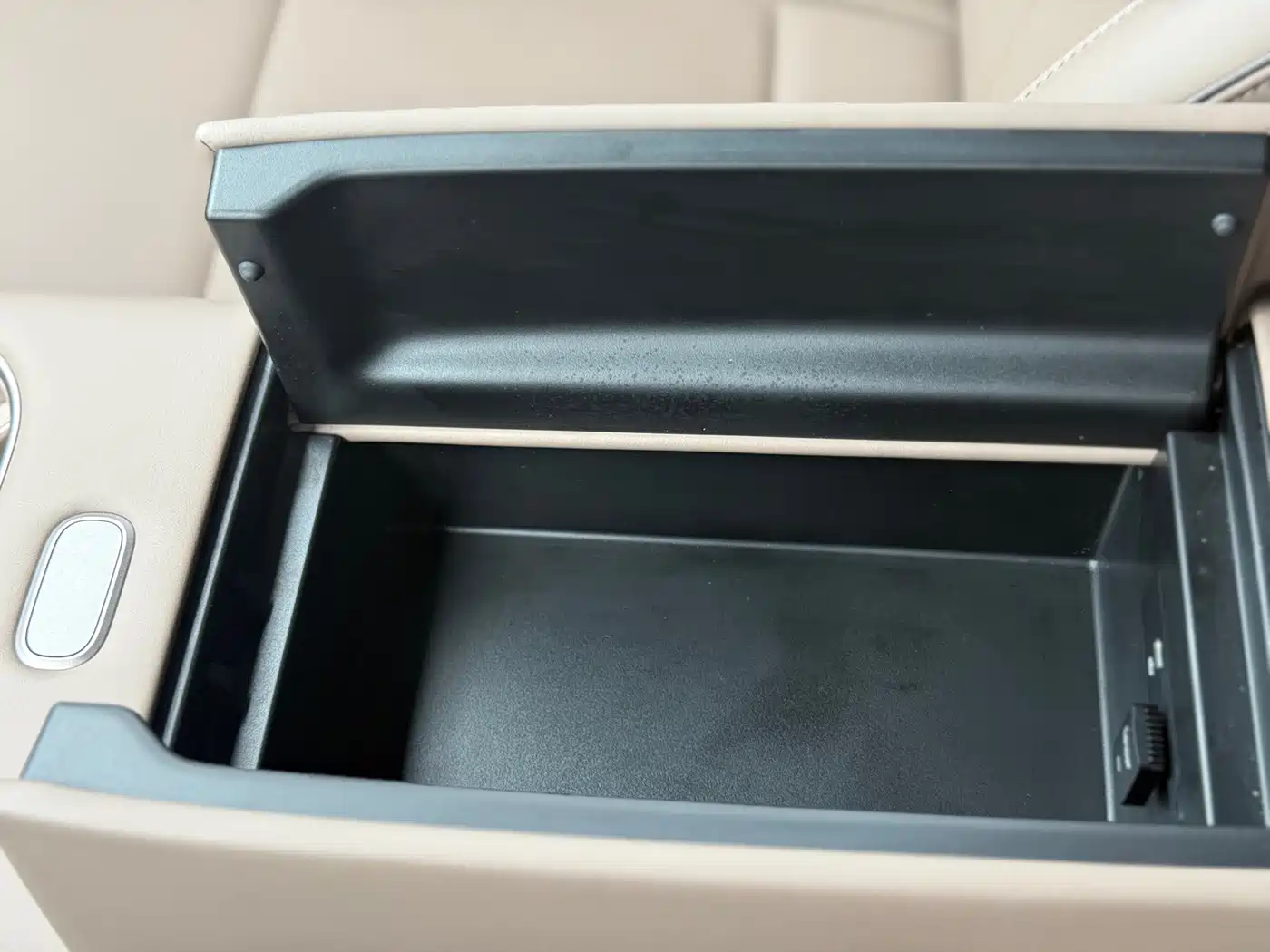 Photo 28 - Li Auto i6