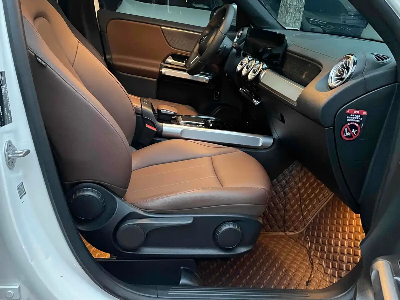 Mercedes-Benz GLB 2022 GLB 220 Dynamic фото 9