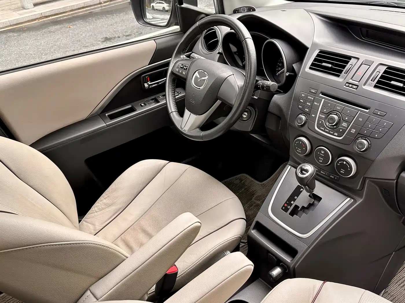 Mazda Mazda5 2016 2013 2.0L Automatic Luxury
