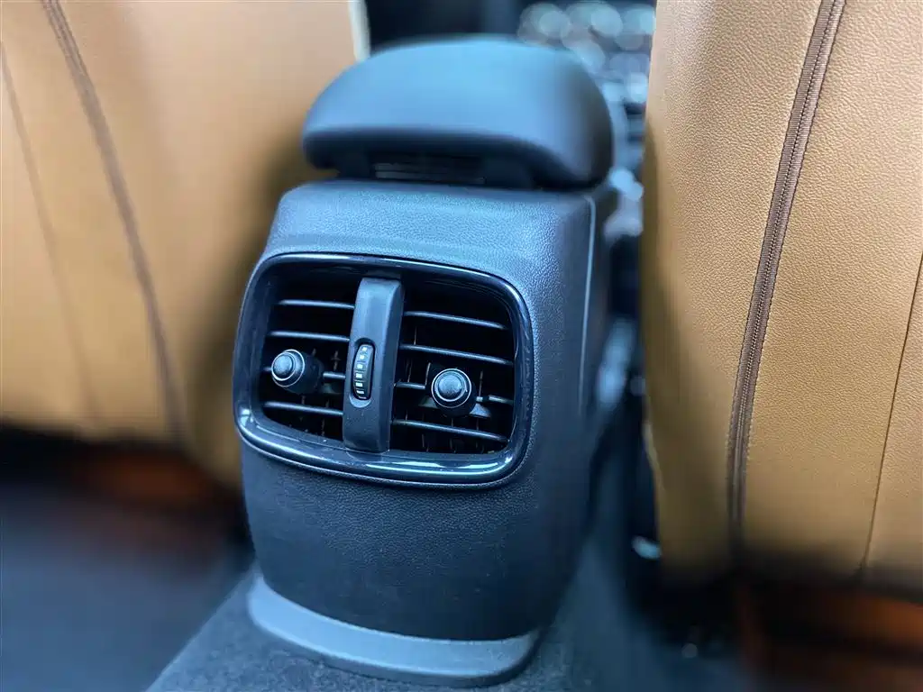 MINI CLUBMAN 2023 2023 Facelift 1.5T COOPER Connoisseur