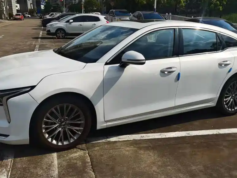Фото 3 - Besturn B70