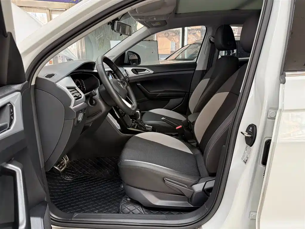 VOLKSWAGEN EXPLORING THE SHADOW