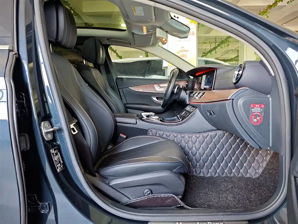 Mercedes-Benz E-Class 2016 E 300 L Luxury фото 28