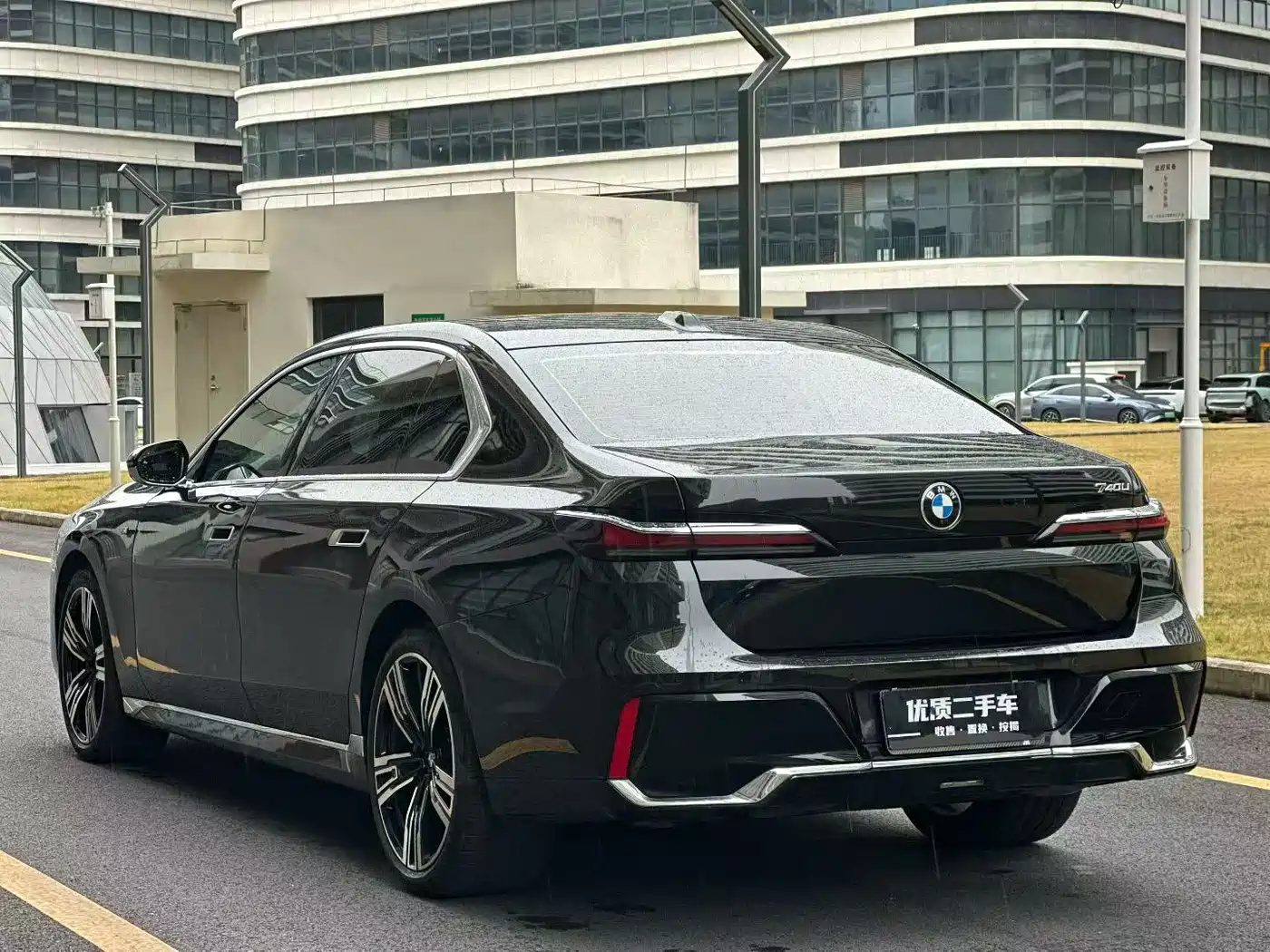 BMW 7 Series 2023 Model 740Li Leading Luxury Package фото 7