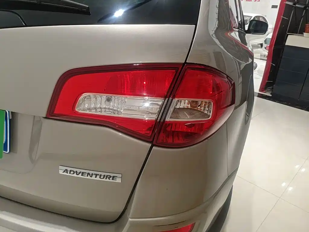 Renault Koleos (Import) 2015 2014 2.5L 4WD Comfort Edition
