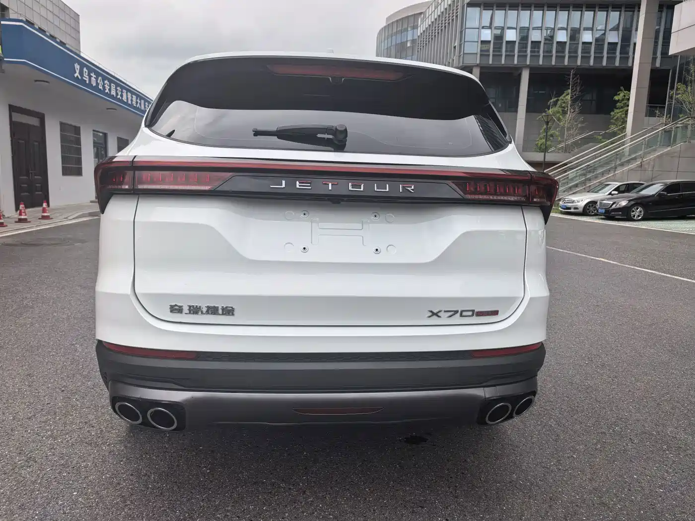 Jetour X70 PLUS 2025 2024 Champion Edition 1.5T DCT Champion PRO 7-seater