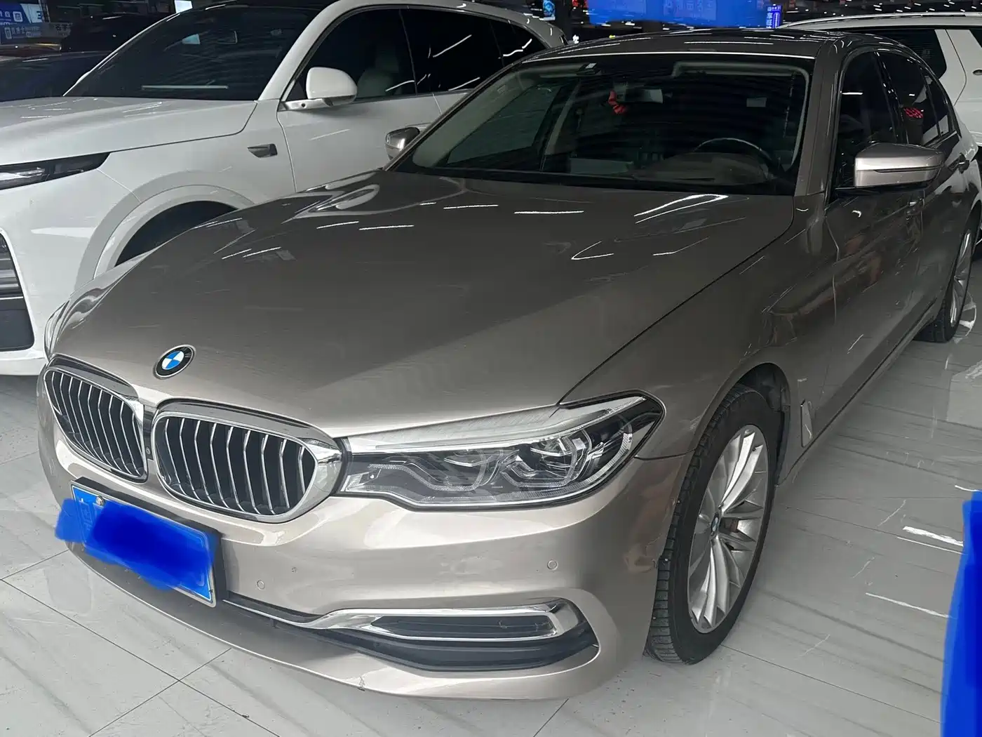 Фото 1 - BMW 5 Series