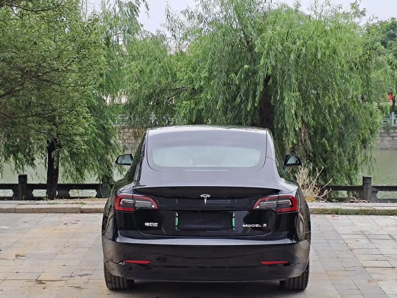 Фото 17 - Tesla Model 3