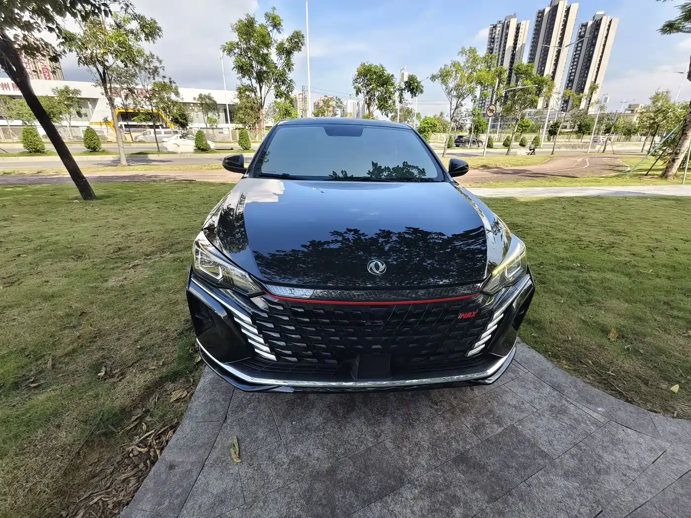 Dongfeng Aeolus Yixuan MAX 2022 2023 1.5T Ultra Stylish Dad Edition