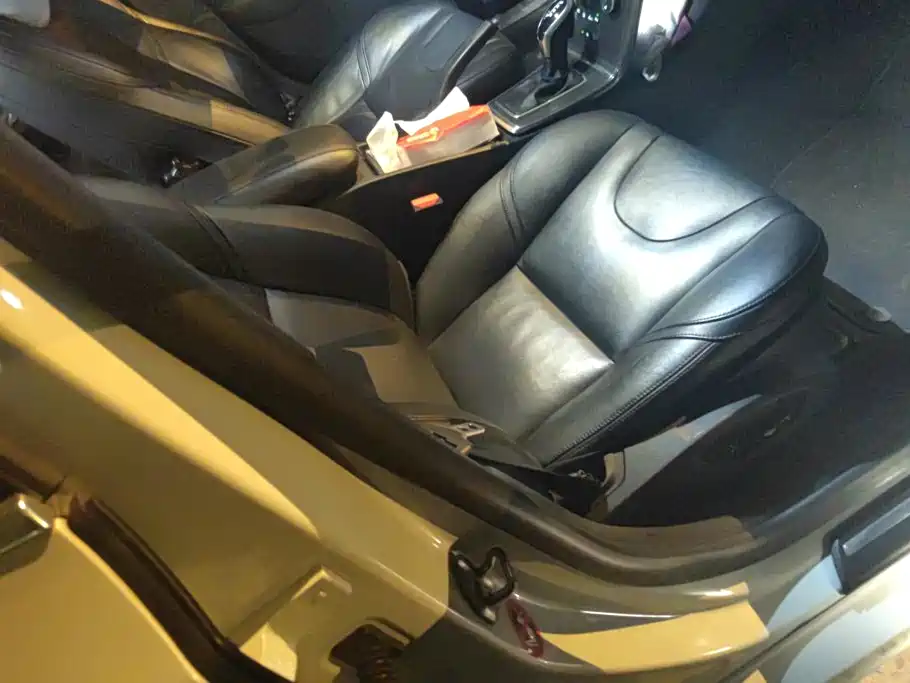 Фото 8 - Volvo V40