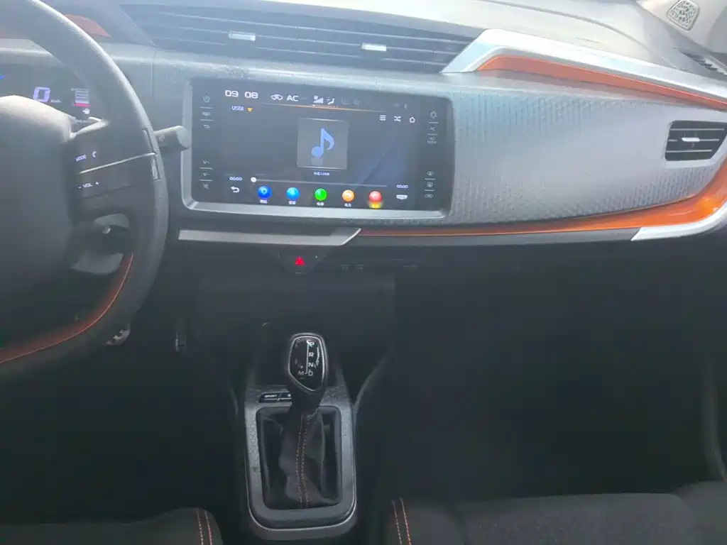 Geely Yuanjing X1 2019 2017 1.3L Auto Fun Edition