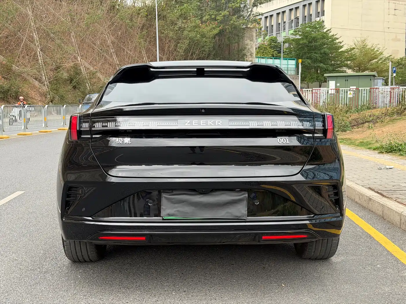 ZEEKR EXTREME KRYPTON 001