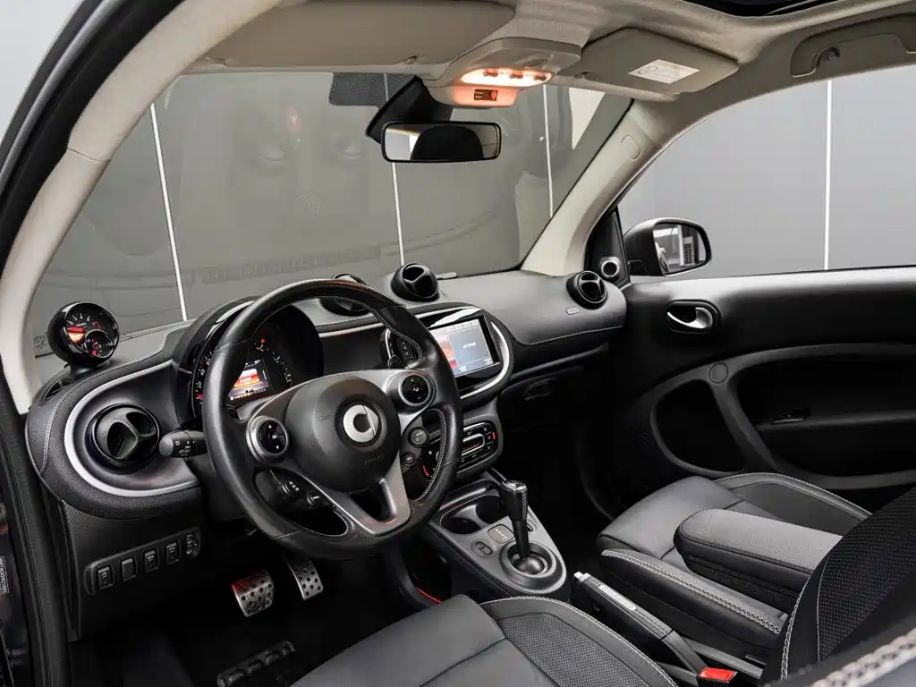 Brabus smart fortwo 2018 2018 0.9T Hardtop BRABUS Xclusive