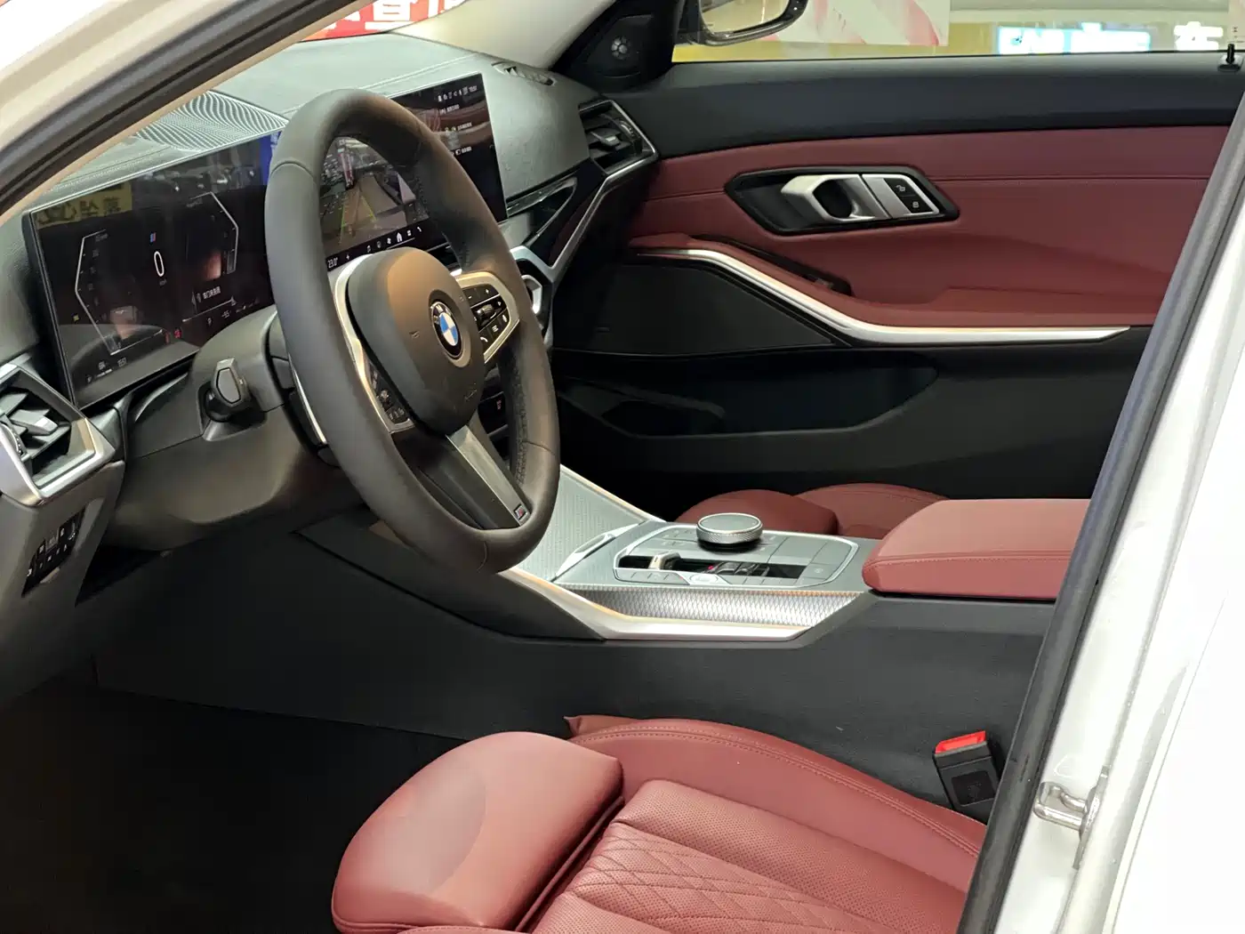 BMW 3 Series 2024 325Li M Sport Shadowline Package фото 13