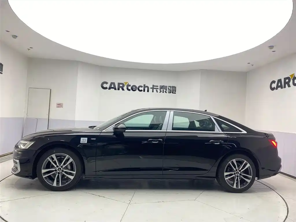 Audi A6L 2025 Model Year Facelift 40 TFSI Luxury Sport фото 4