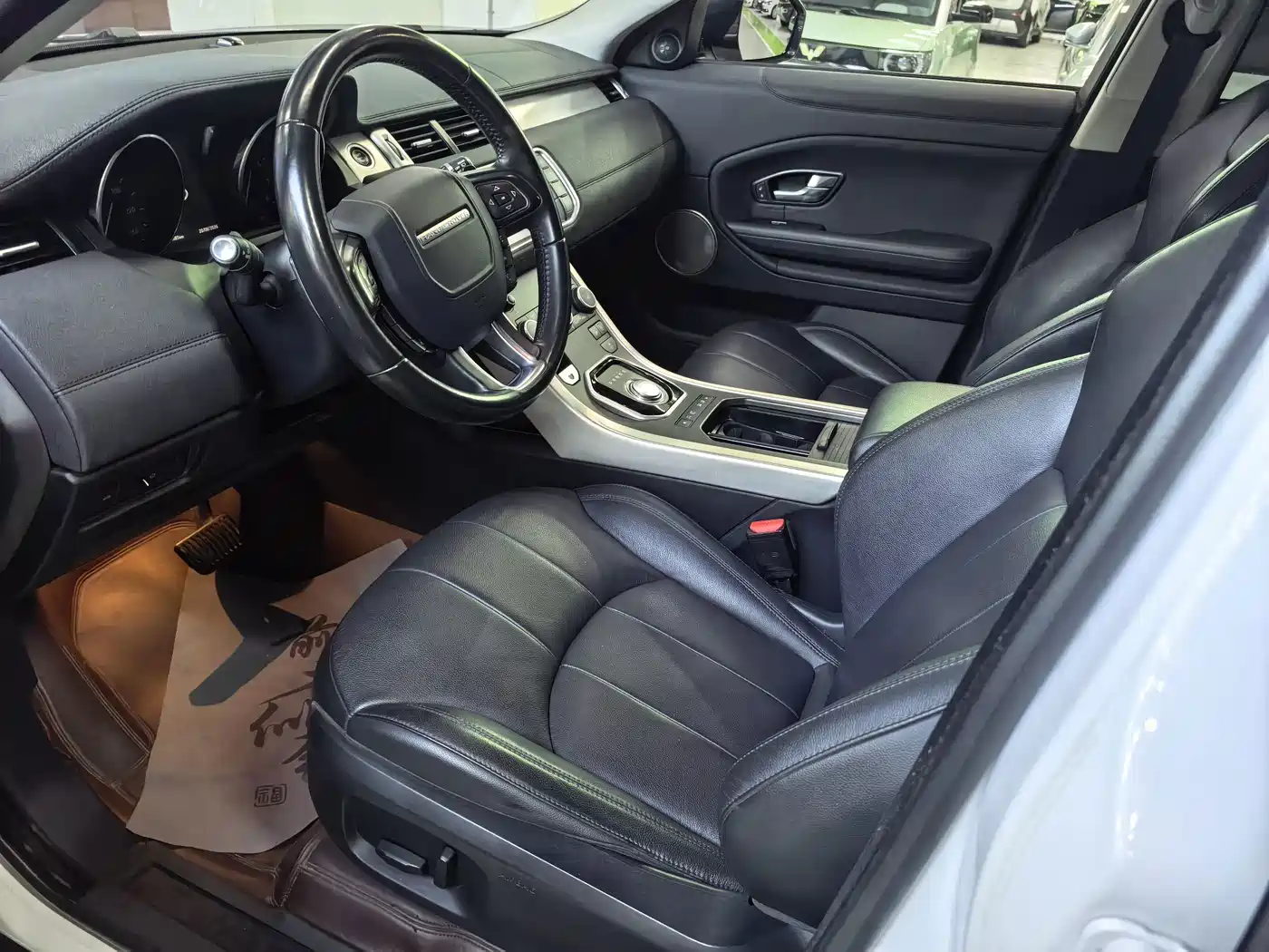 Фото 5 - Land Rover Range Rover Evoque