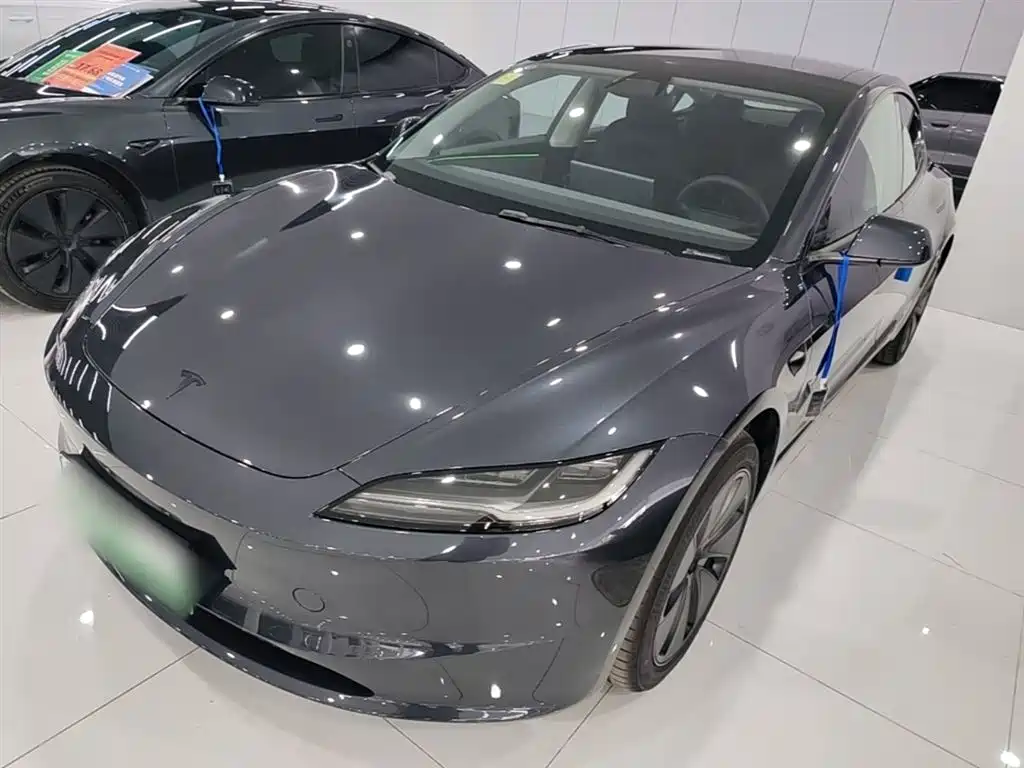 Tesla Model 3 2026 2025 Model Year Facelift Rear-Wheel Drive