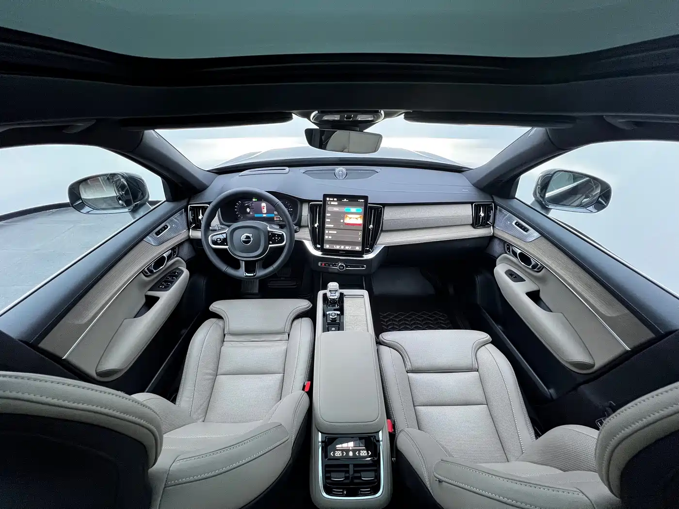 Volvo XC90 Plug-in Hybrid 2025 2025 Facelift T8 Smart Premium Luxury 7-seater