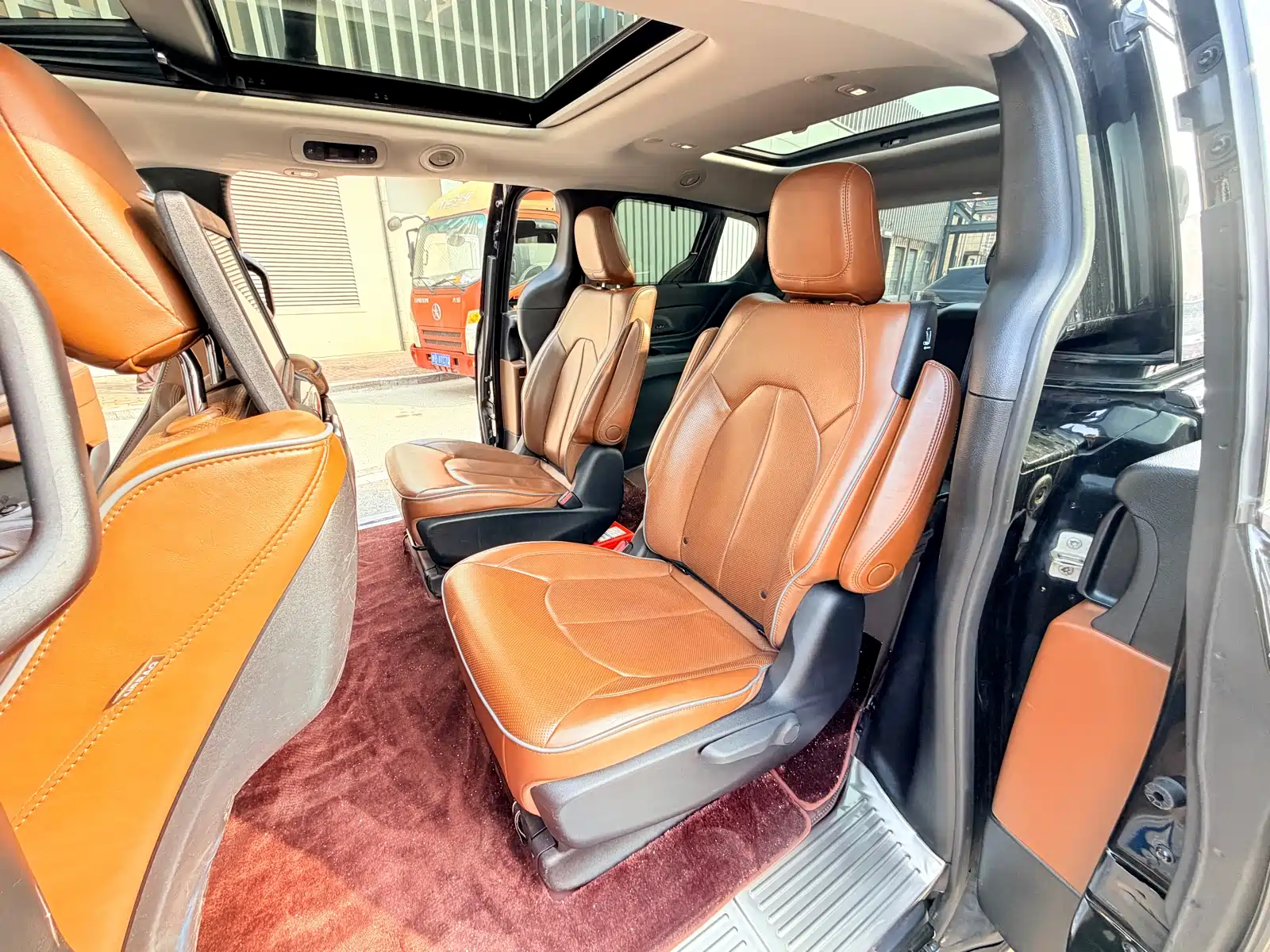 Фото 7 - Chrysler Pacifica