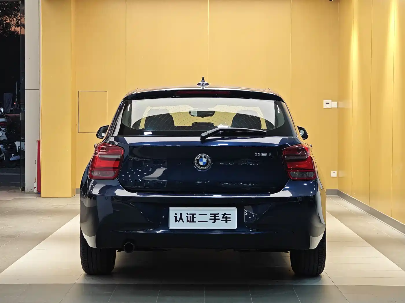 BMW 1 Series (Import) 2013 Facelift 116i Leading Model фото 27