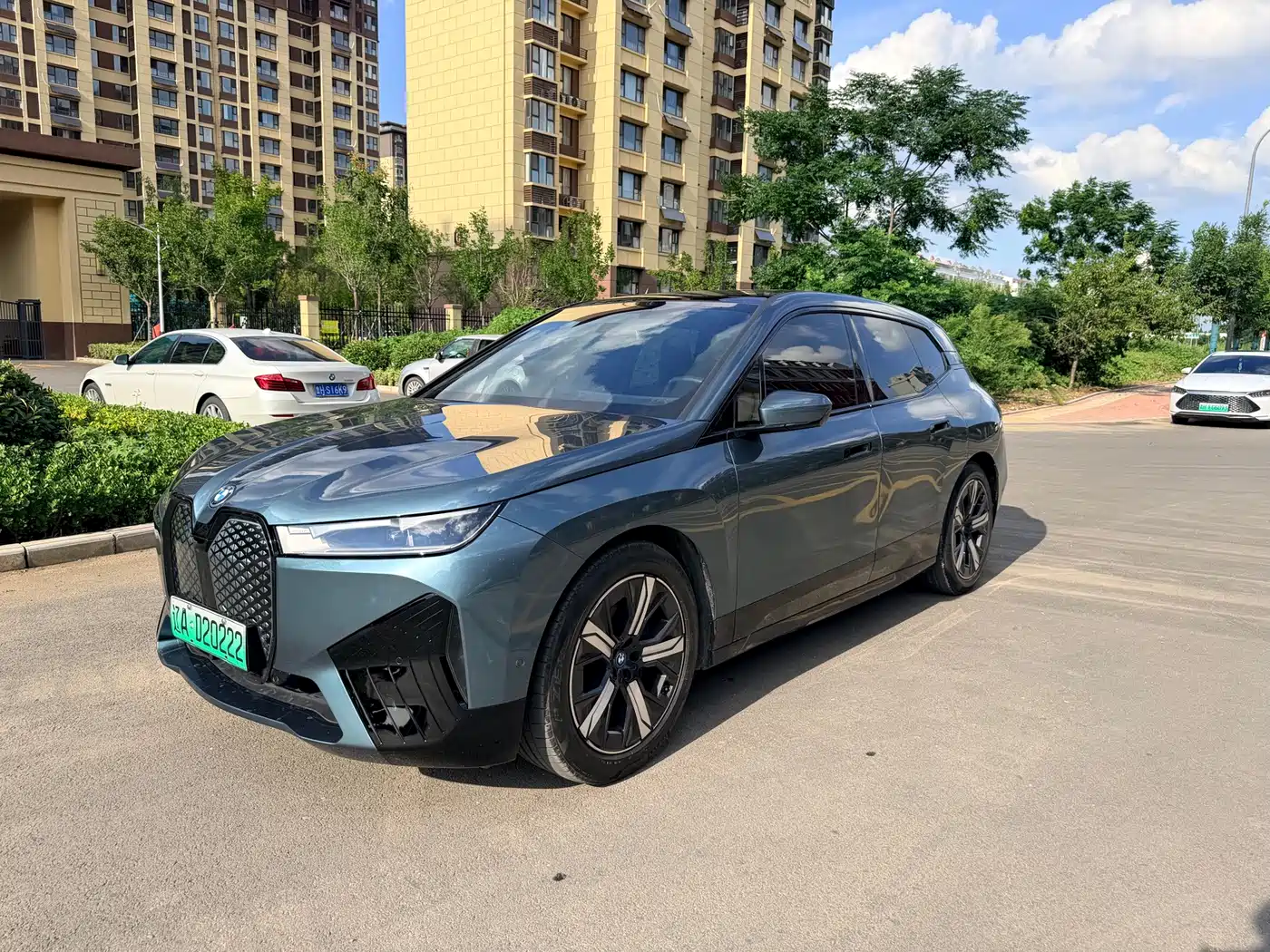 BMW iX 2023 2022 xDrive40