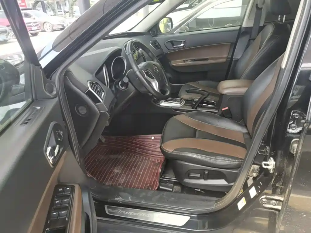 GAC Trumpchi Trumpchi GS5 Super 2015 2015 2.0L Automatic 2WD Elite Edition