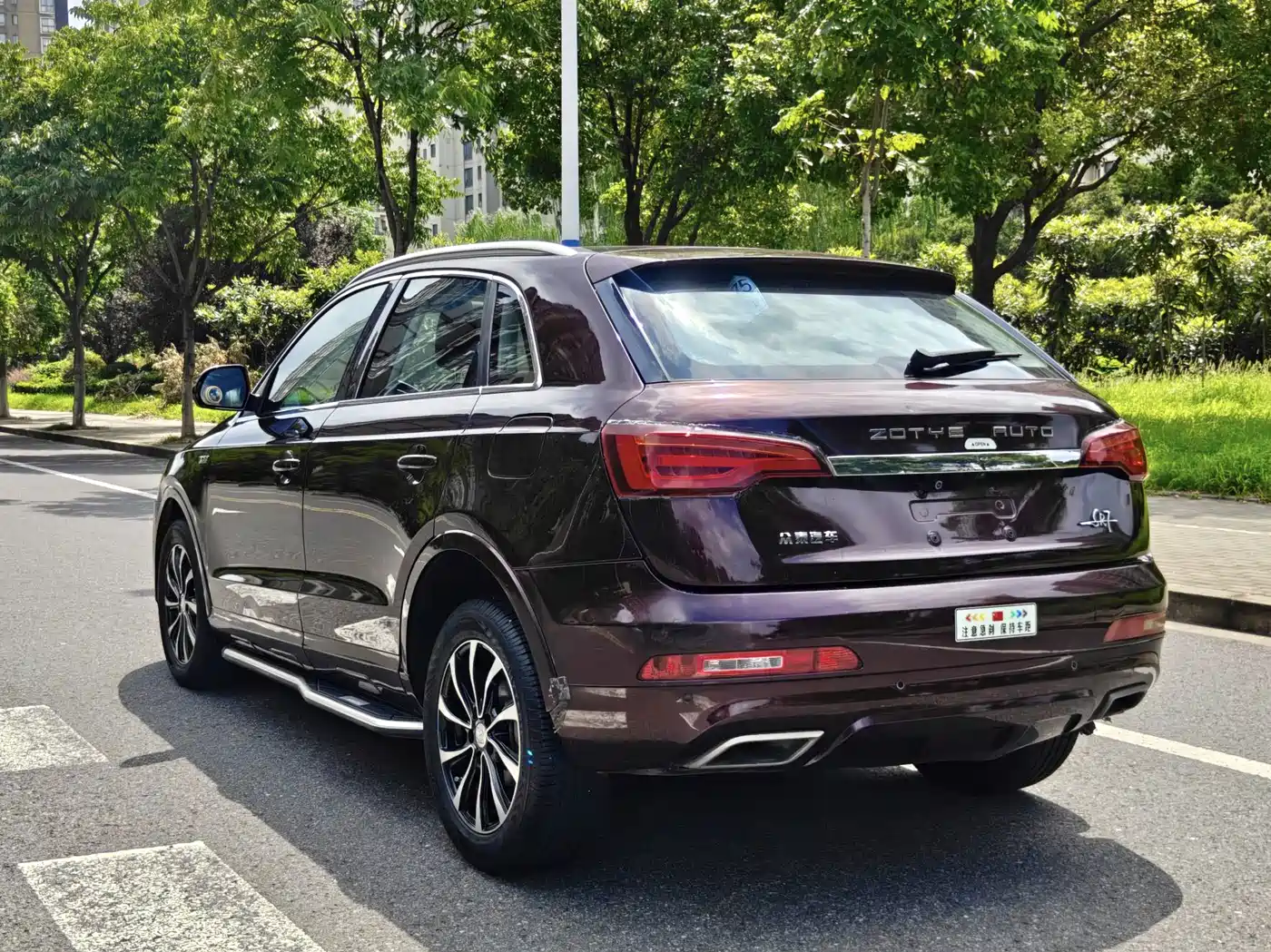 Zotye SR7 2016 2016 1.5T CVT Magic Cube Heart Edition China V