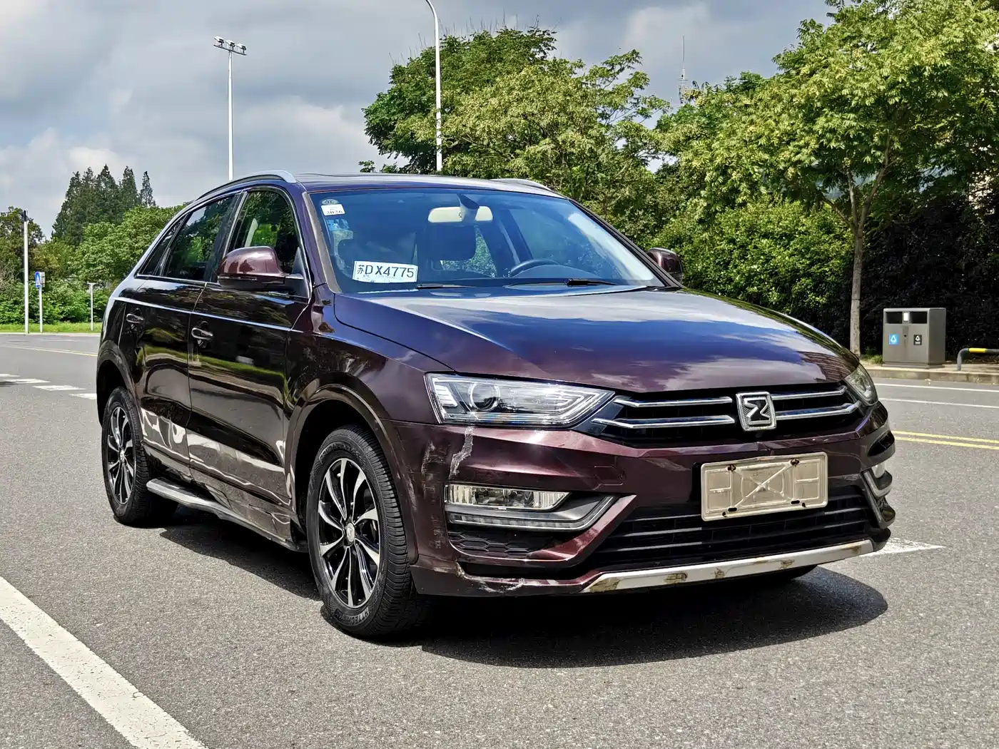 Zotye SR7 2016 2016 1.5T CVT Magic Cube Heart Edition China V