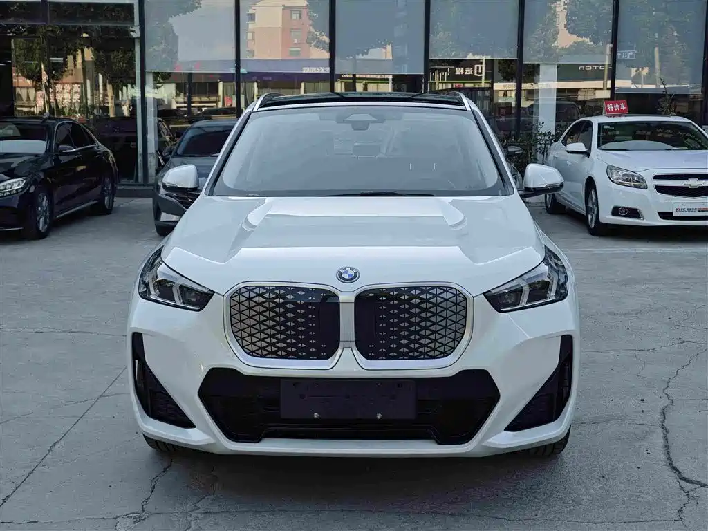 BMW iX1 2025 2023 eDrive25L M Sport Package