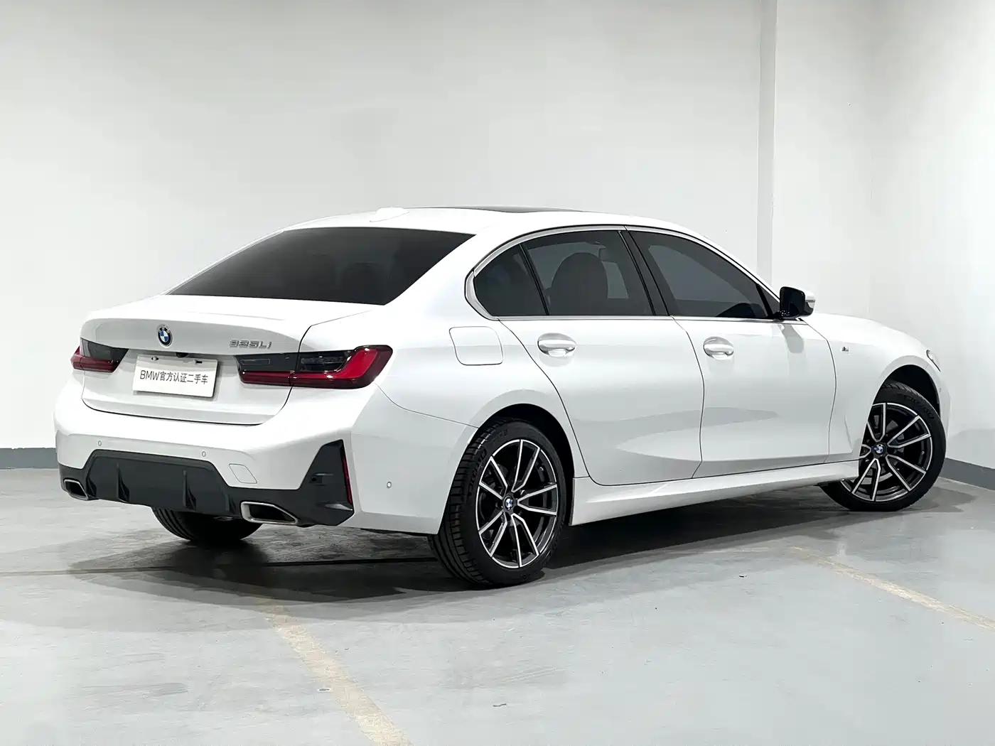 BMW 3 Series 2024 325Li M Sport Package фото 10