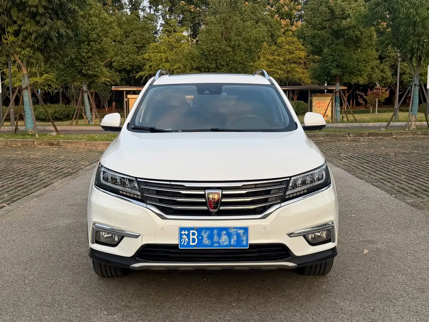Roewe RX5 2016 2016 30T 4WD Automatic Internet Premium Edition