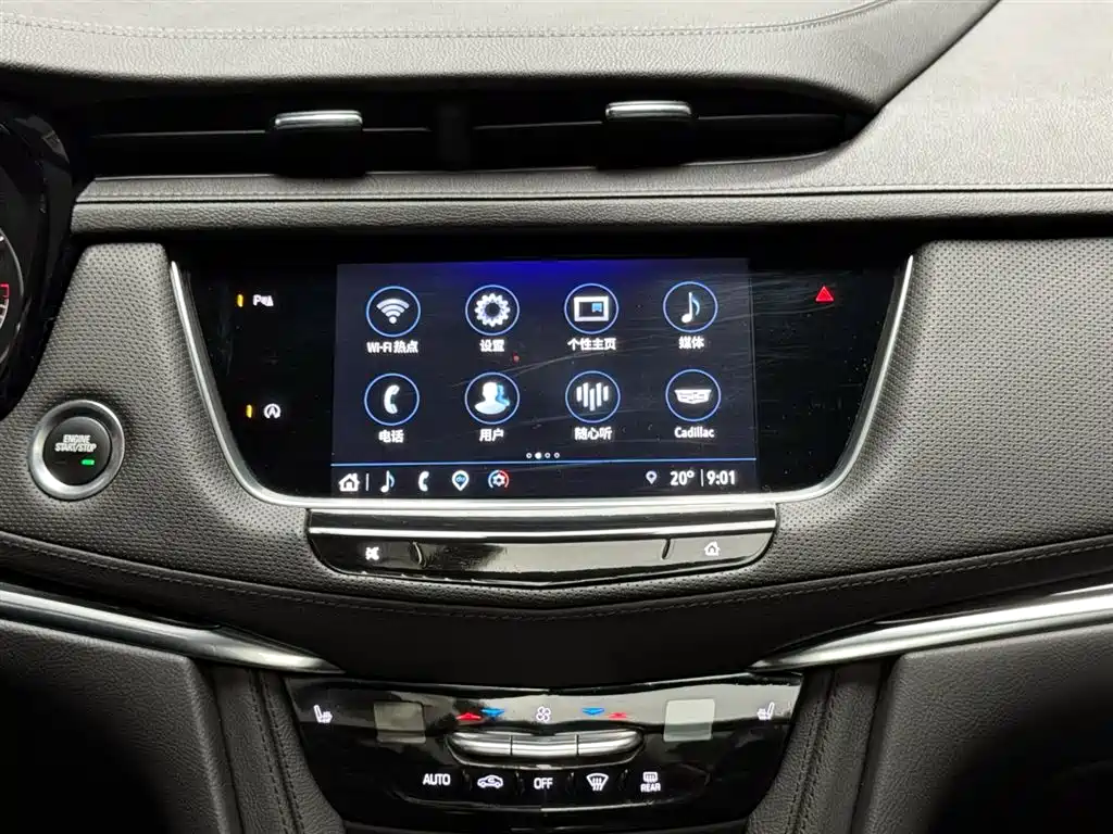 CADILLAC XT5