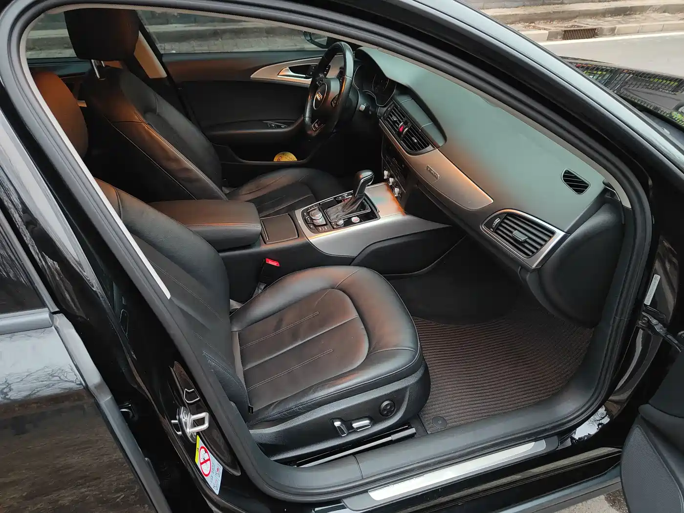 Audi A6 (Import) 2015 3.0T allroad quattro фото 9
