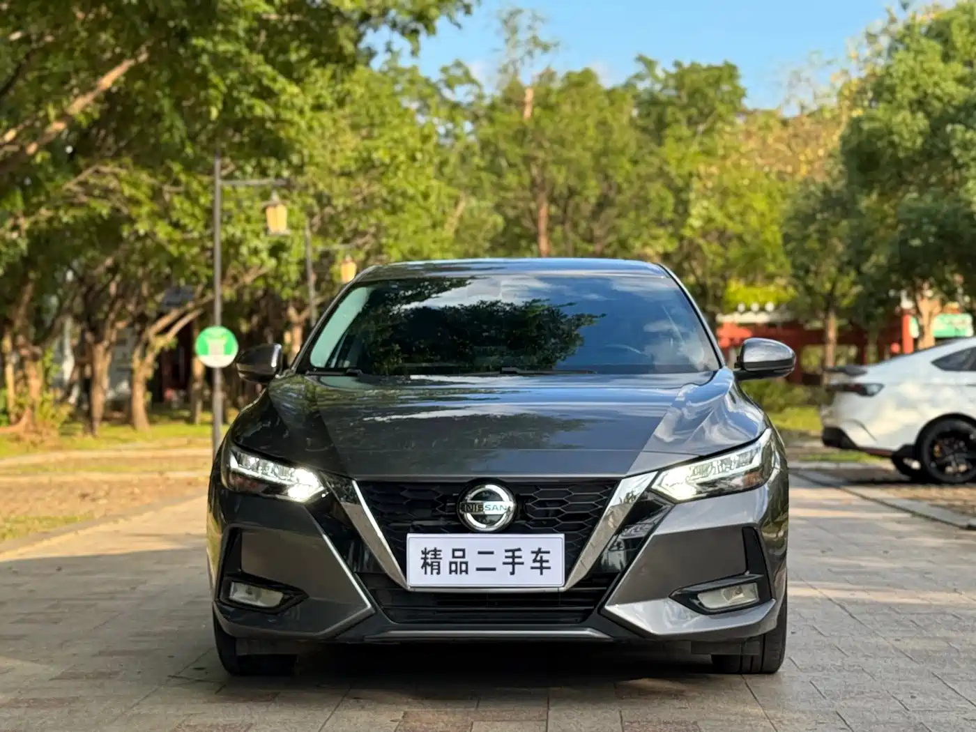 Nissan SYLPHY, миниатюра 2