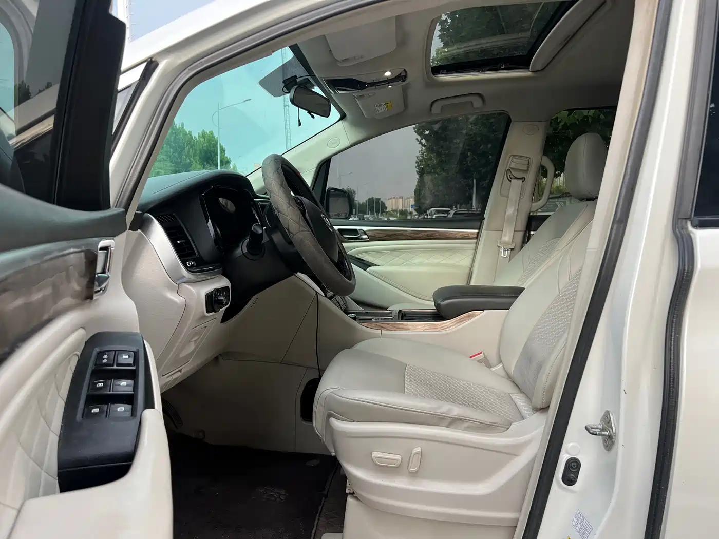 Photo 4 - GAC Trumpchi Trumpchi M8