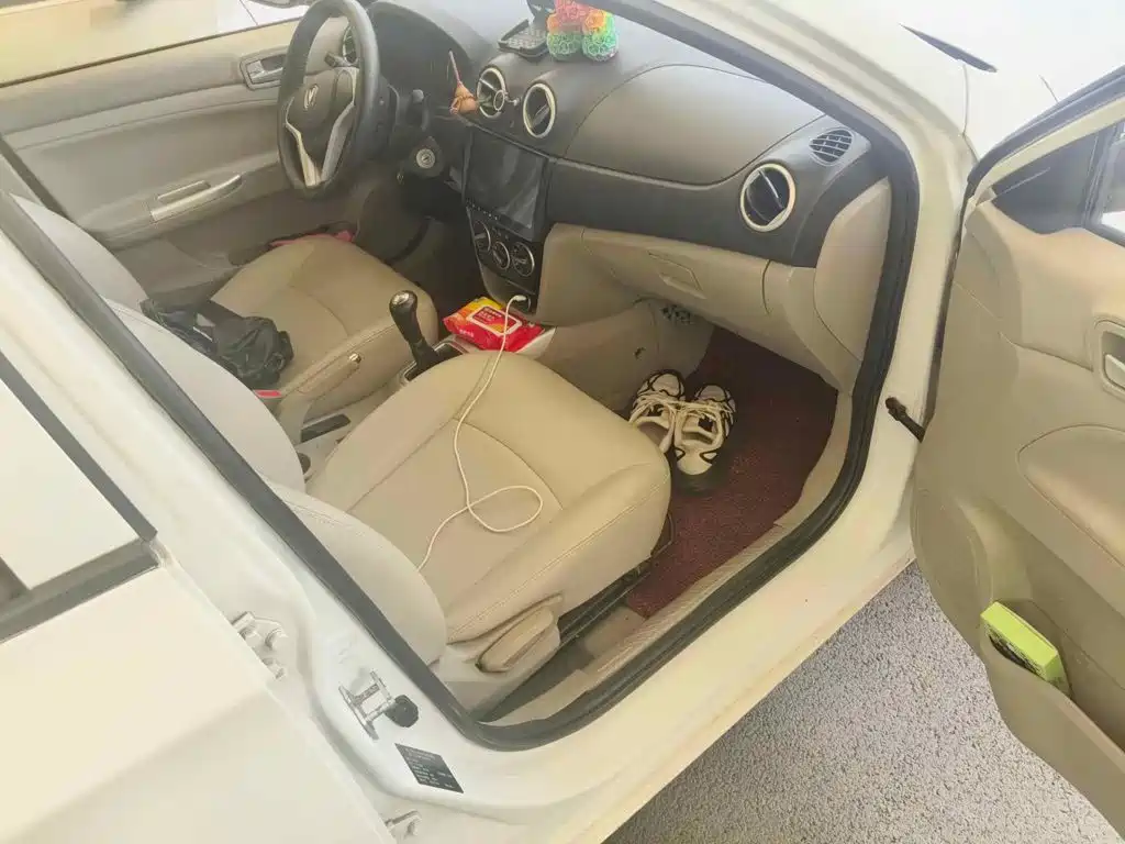 Changan Yuexiang V3 2017 2015 1.4L Manual Perfect (China V)