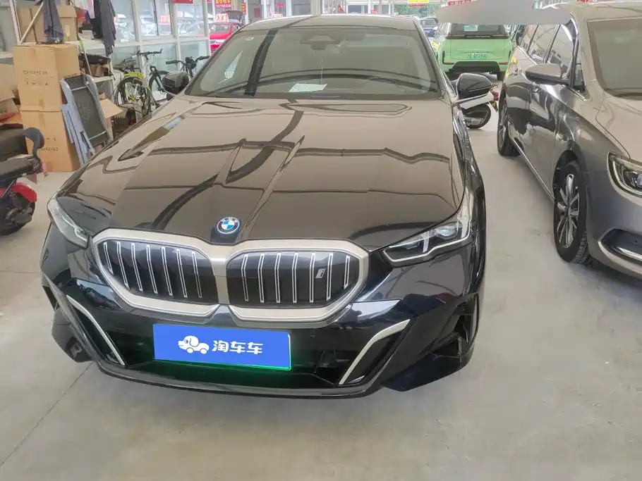 BMW i5 2024 2024 eDrive 35L M Sport Package