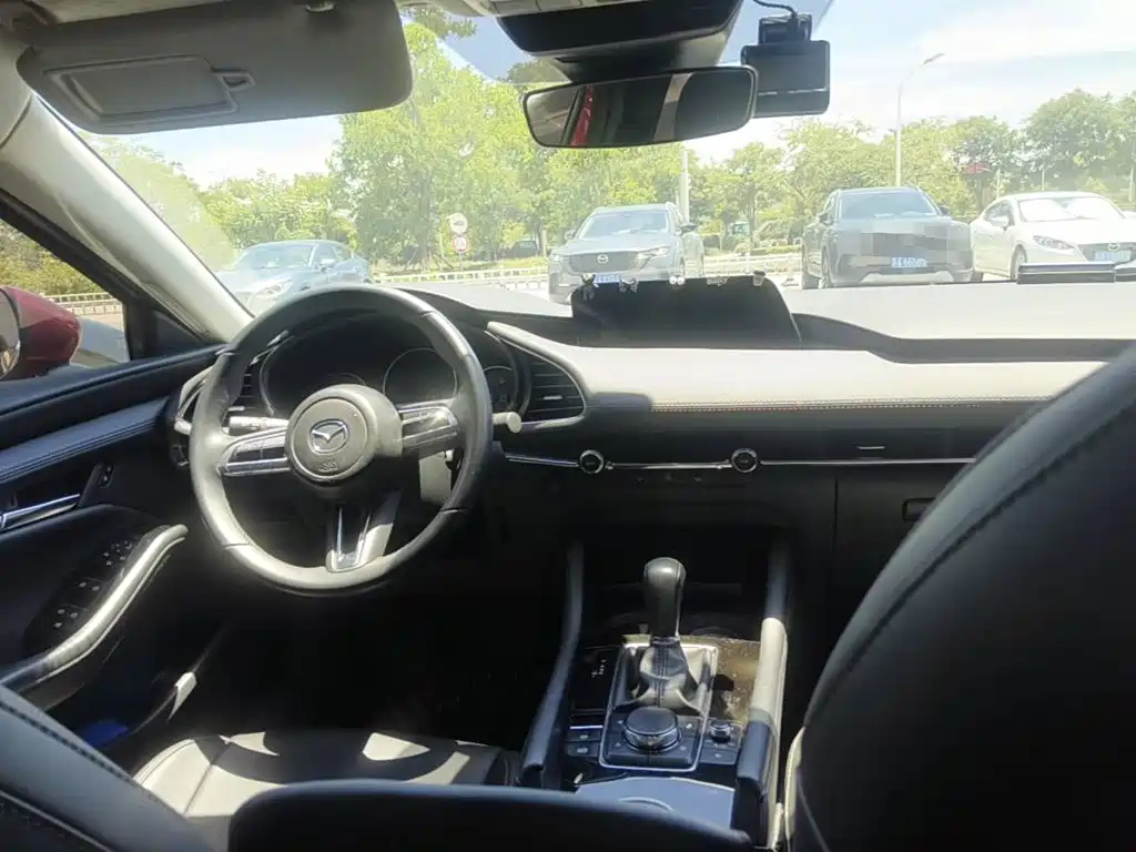 Mazda Mazda3 Axela 2025 2023 2.0L Auto Zhiya