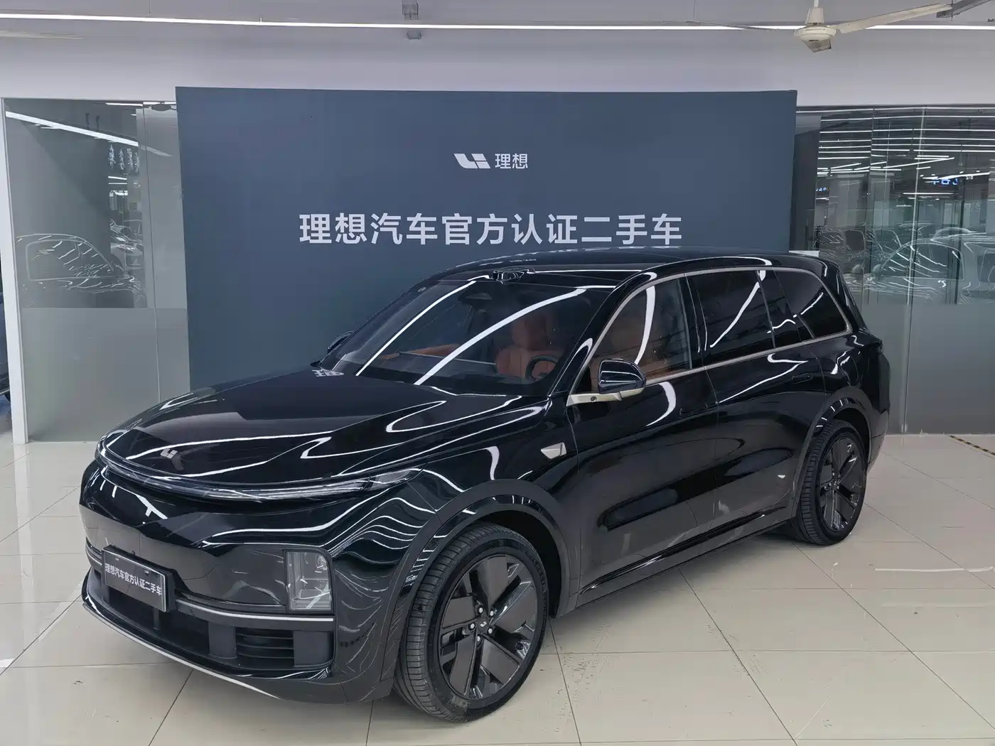 Li Auto L9 2025