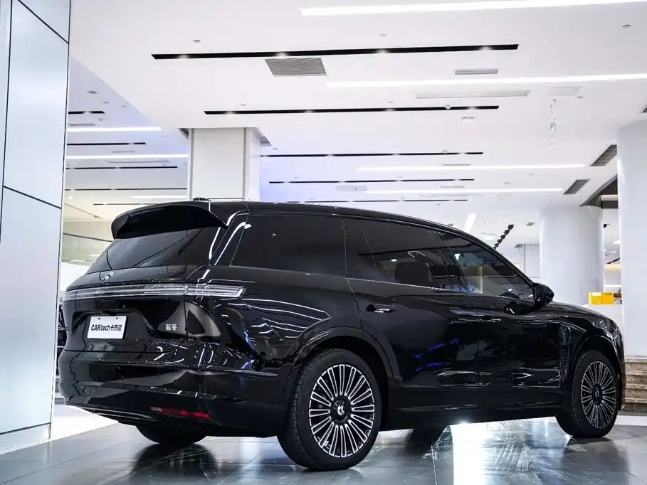 NIO ES8 2026 2025 Model 6-Seat Executive Luxury Edition