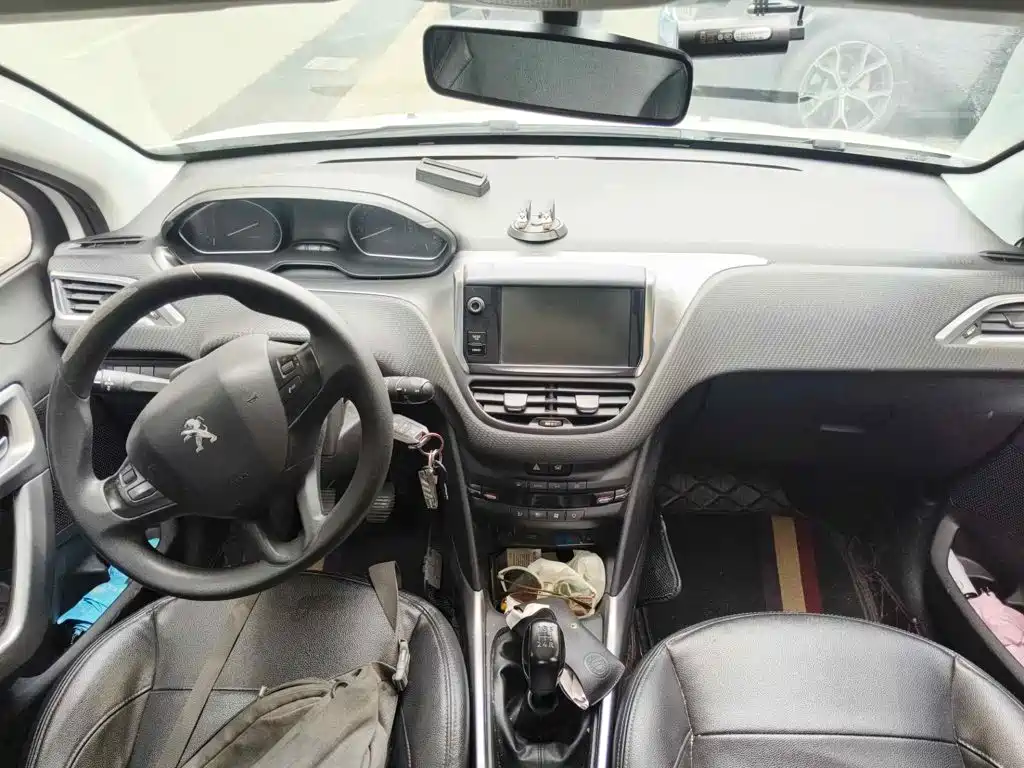 Photo 12 - Peugeot 2008