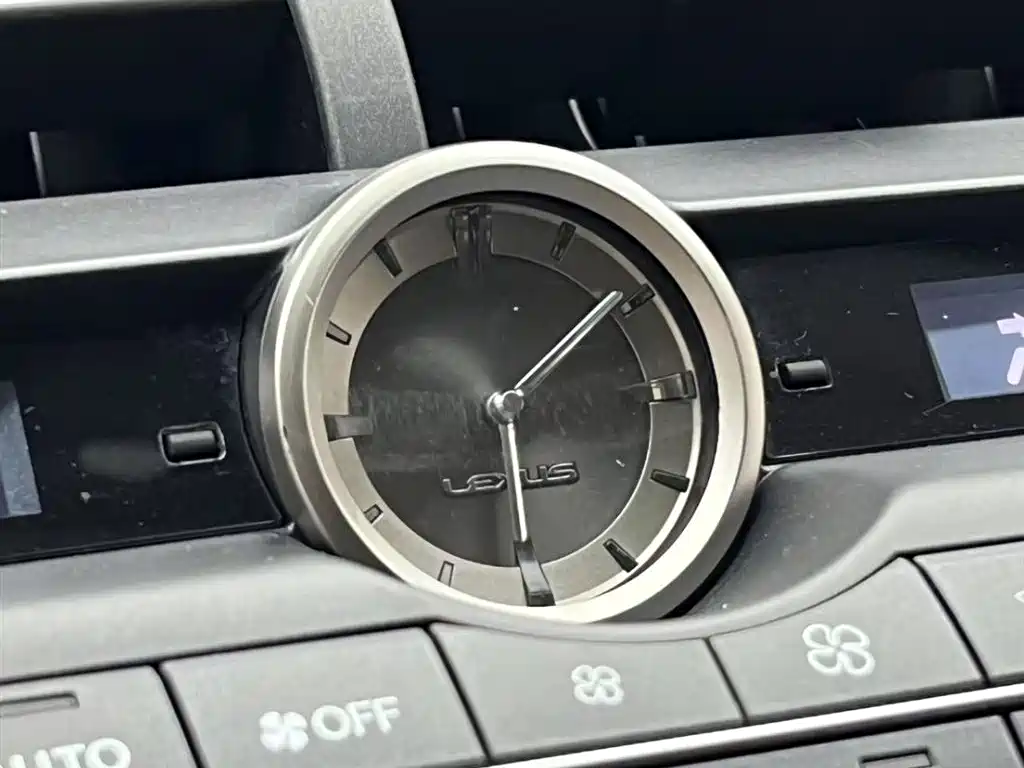 Lexus NX 2015 200 FWD Premium фото 8