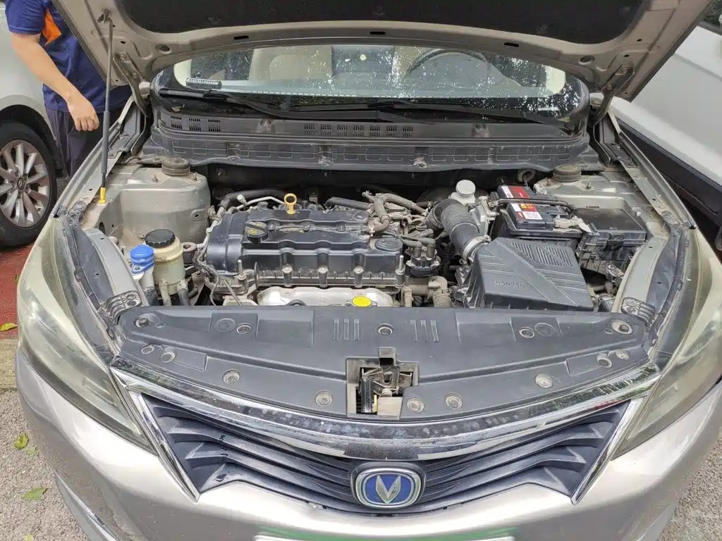 Changan Yuexiang V7 2017 2016 1.6L Manual Le Shang (China IV)