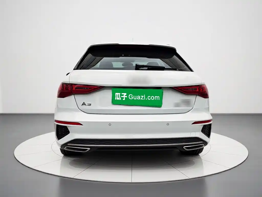 Photo 3 - Audi A3