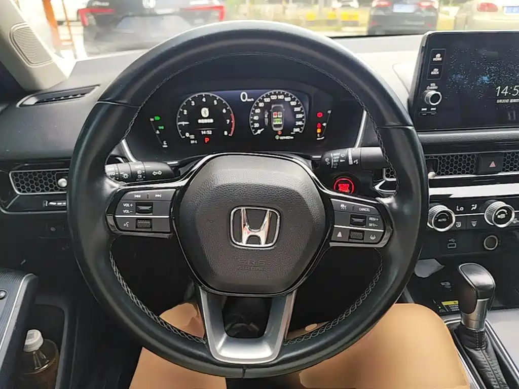 Фото 11 - Honda Civic