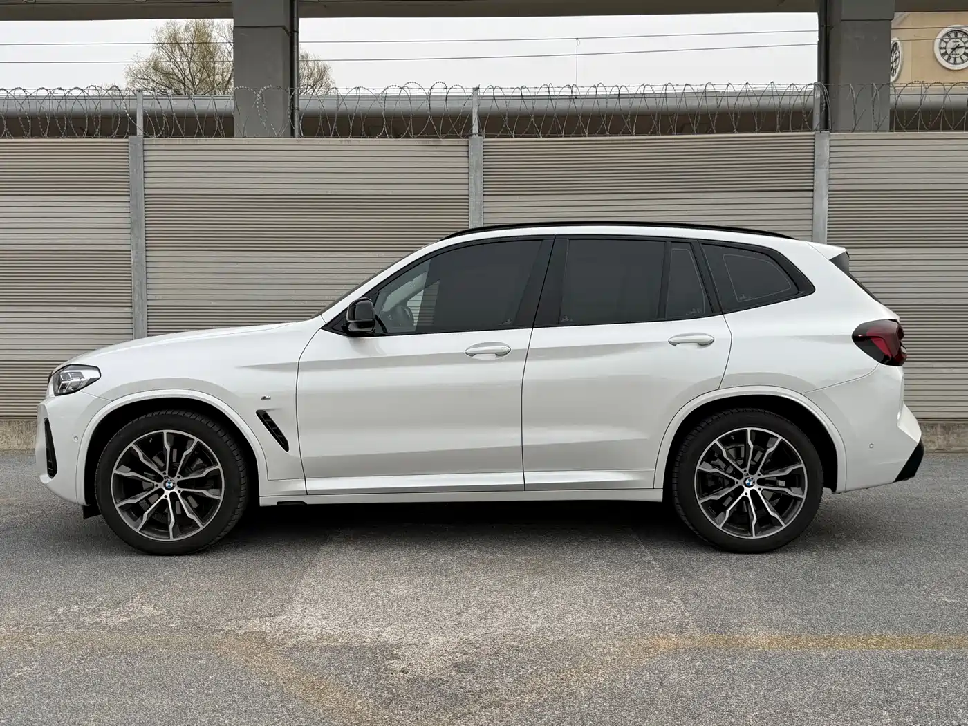 BMW X3 2023 Facelift xDrive30i Leading M Night Package фото 7