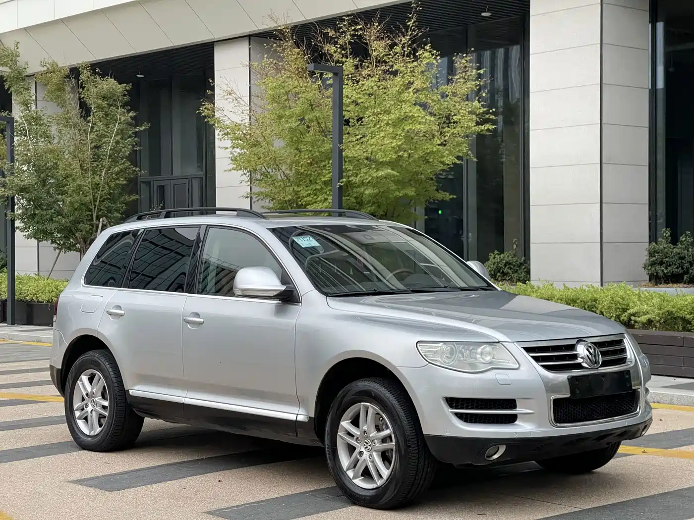 Фото 3 - Volkswagen Touareg
